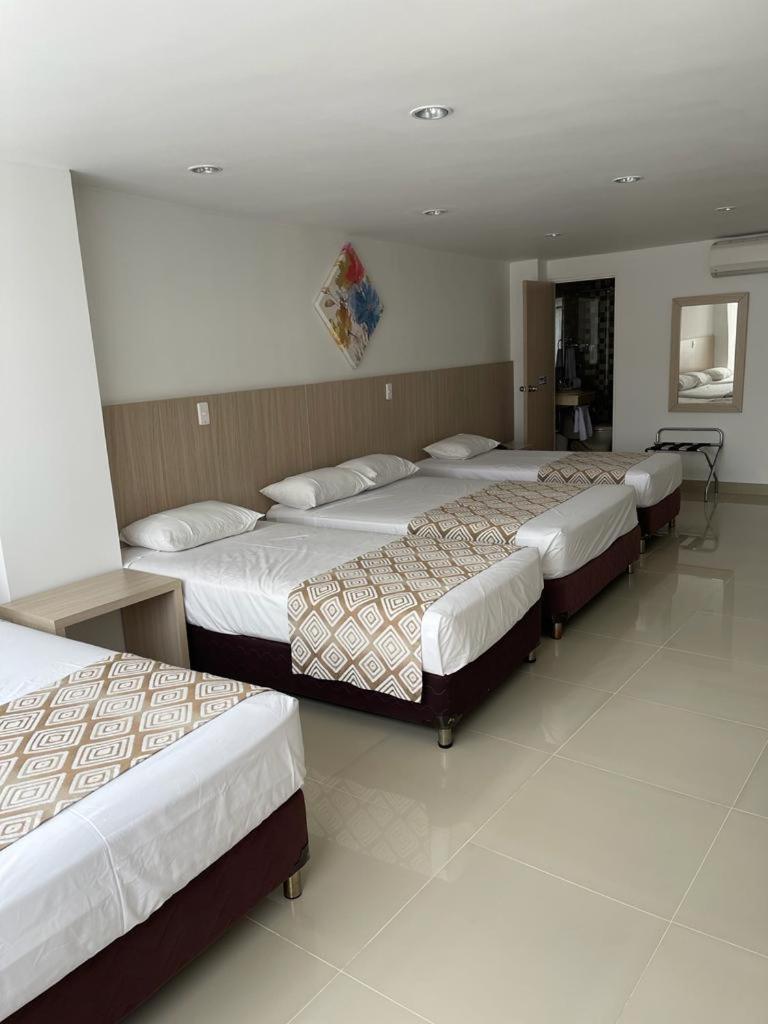 Hotel Juan Maria Тулуа Екстер'єр фото