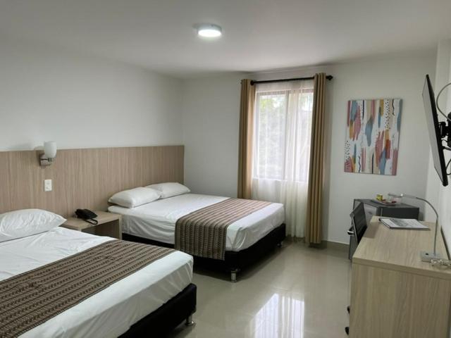 Hotel Juan Maria Тулуа Екстер'єр фото