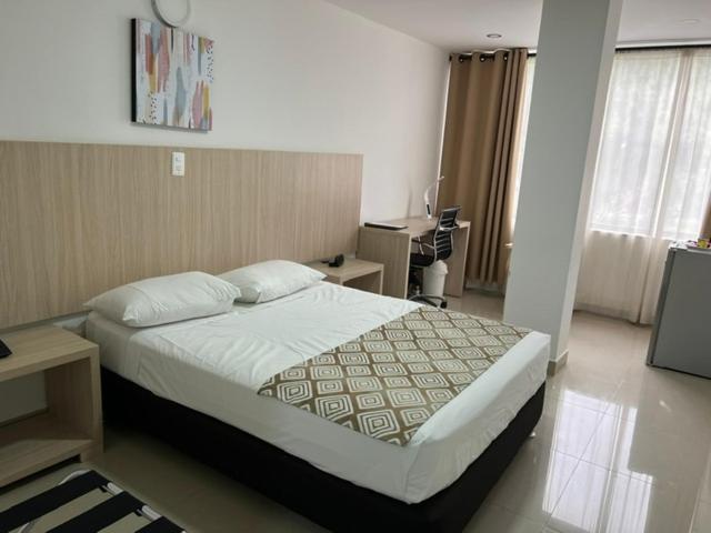 Hotel Juan Maria Тулуа Екстер'єр фото