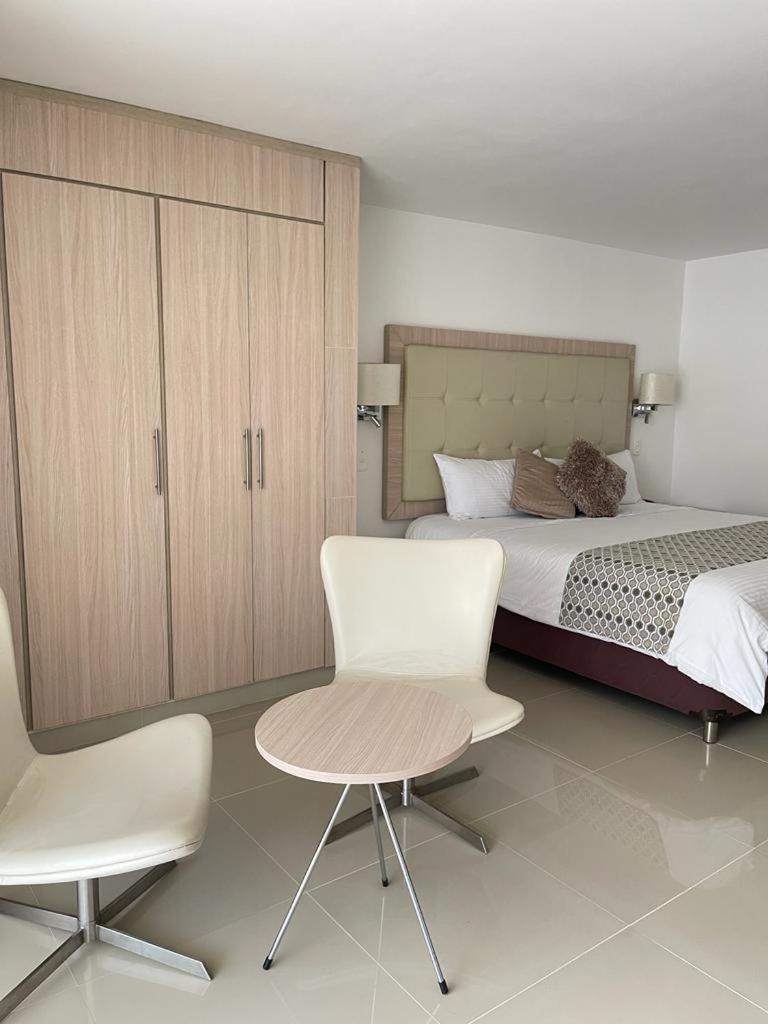 Hotel Juan Maria Тулуа Екстер'єр фото