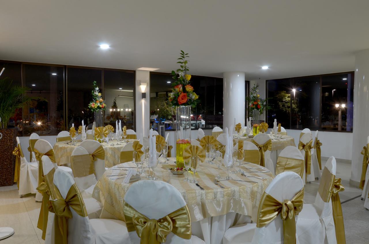 Hotel Juan Maria Тулуа Екстер'єр фото